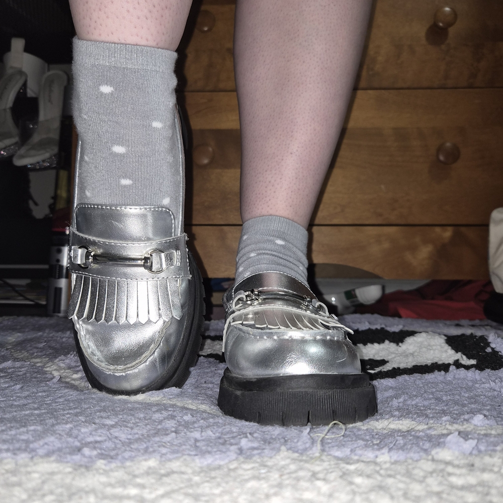 Silver Fringe Lug Sole Loafers US Women's Size 8.5